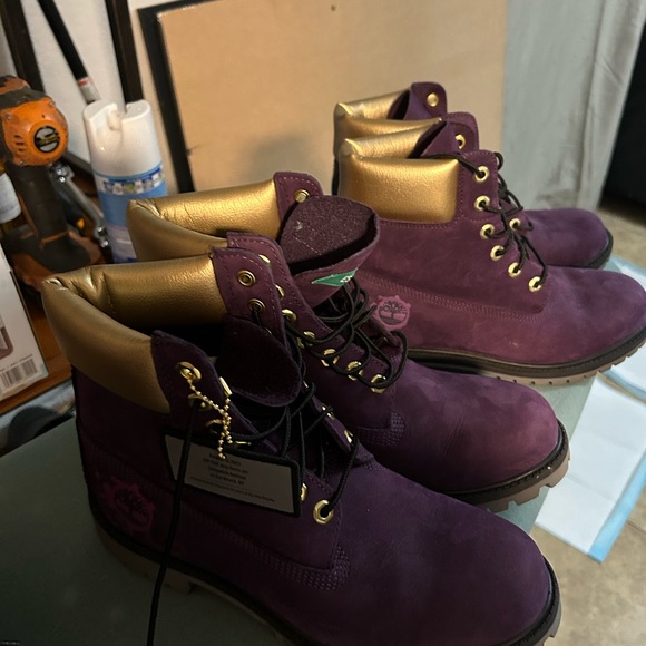 Timberland Purple and Gold Men's Boots - Picture 1 of 2